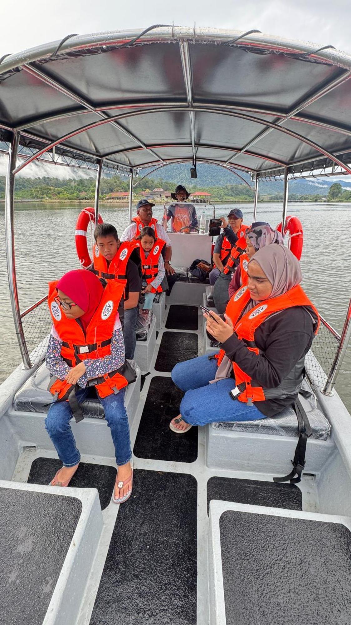 Hotel Branda Kampung Sumpitan Lenggong Tiada Sungai Kampong Ulu Jepai Exteriér fotografie